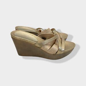 DONALD J Pliner Jean Strappy Gold Wedge‎ Sandal